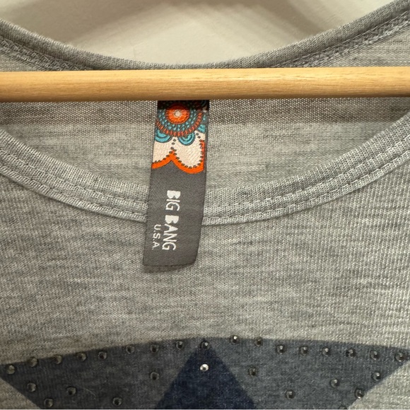 Gray patterenrd T-Shirt - Picture 3 of 4